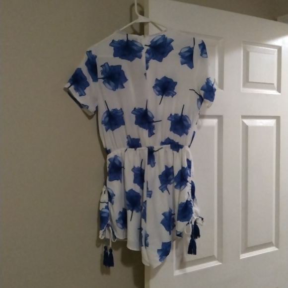 Romper - Picture 8 of 11